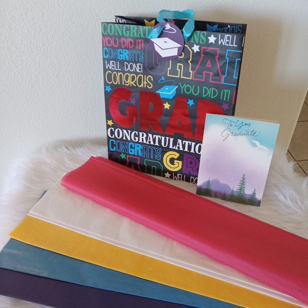 Graduation Gift Bag, Tissue Paper and Greeting Card